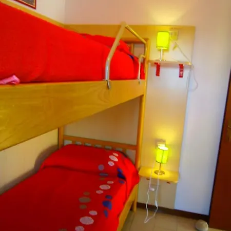 Acquaverde Apartamento *